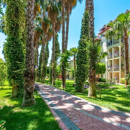 Gardenia Hotell 4*